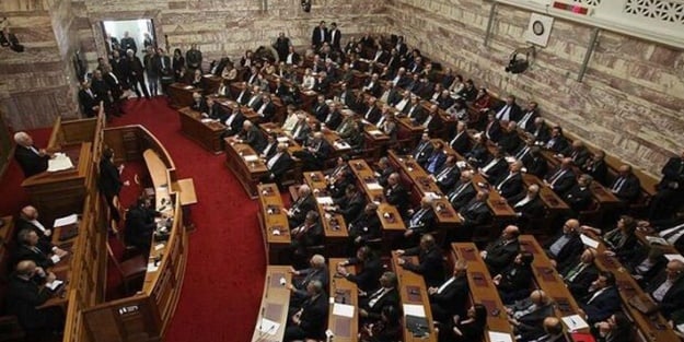 Yunan Parlamentosunda büyük skandal! İslam'a hakaret ettiler