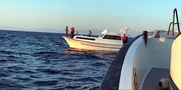 Yunan Sahil Güvenliği korsanlığa başladı... Sığınmacıların telefon ve paralarına el koydular