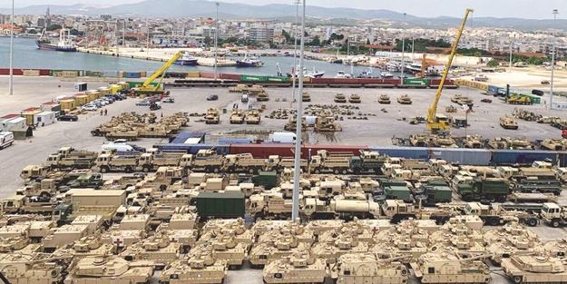 Yunan siyasetçiden çok konuşulacak itiraf: Amerikan sömürgesi haline geldik