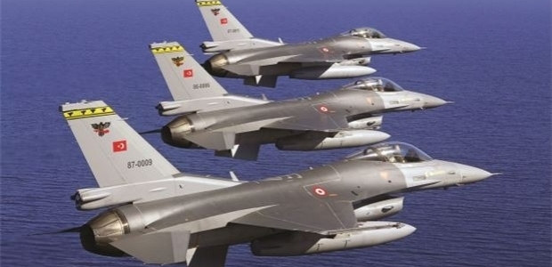 Türk jetlerine taciz!