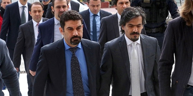 Yunanistan darbecilerin iadesini yine reddetti!