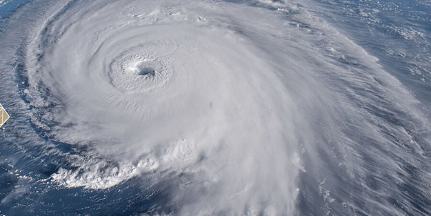 Yunanistan kahrolacak, Türkiye havalara uçacak! Türk profesör "Eylül'de geliyor" diyerek ilan etti