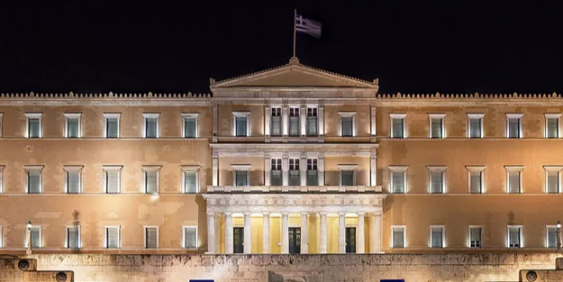 Yunanistan karanlığa gömülüyor! Enerji kullanımları kısıtlanıyor