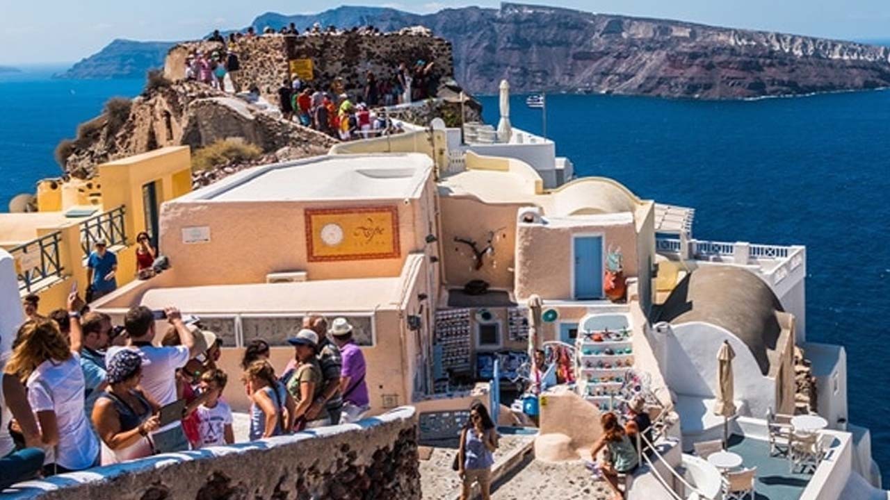Yunanistan konuşuyor: Kapıda vizeyle Yunan adalarına giden Türk turist sayısı açıklandı