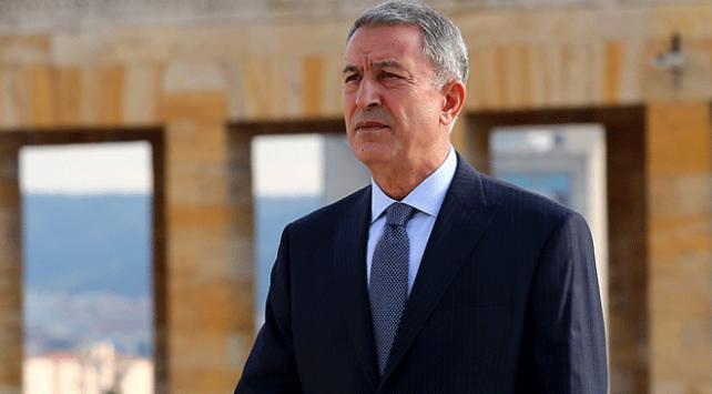 Yunanistan Savunma Bakanı'ndan Milli Savunma Bakanı Akar'a davet