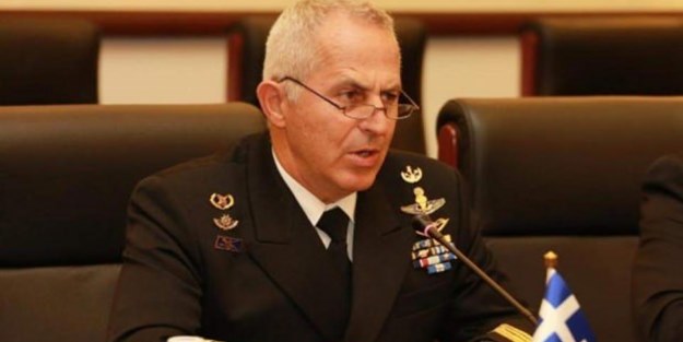 Yunanistan Savunma Bakanı'ndan 
