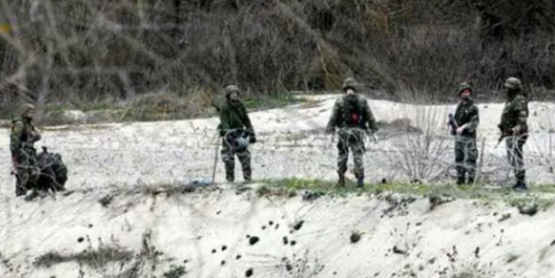 Yunanistan, sınırdaki askerlerine maaş ödeyemiyor