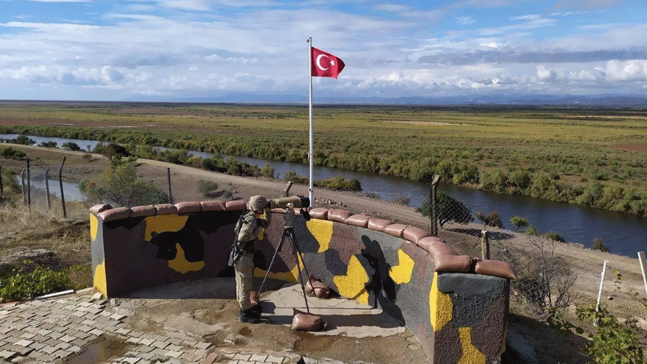 Yunanistan sınırında hareketli anlar