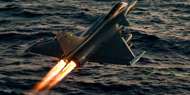 Yunanistan teklif yaptı! Savaş jetleri alıyorlar