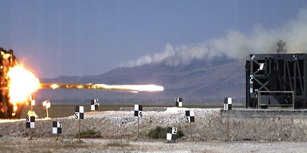 Yunanistan Türkiye'nin yeni silahı sonrası panikte: 360 derece dönüyor, İHA'ları vurabilir