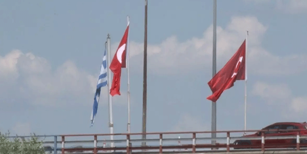 Yunanistan'a kaçamadan yakalandılar