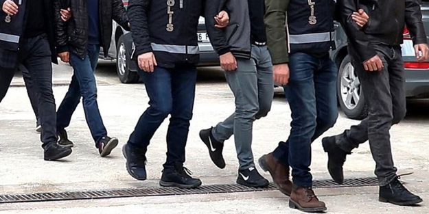 Yunanistan'a kaçma hazırlığında olan FETÖ'cüler enselendi!