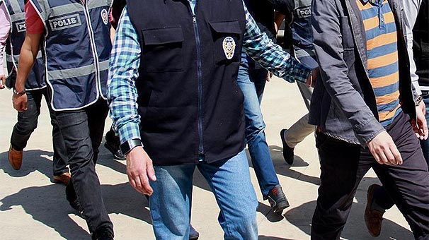 Yunanistan'a kaçmak isteyen 3 FETÖ şüphelisi cezaevine gönderildi