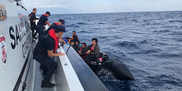 Yunanistan'a kaçmak isteyen 30 kişi yakalandı