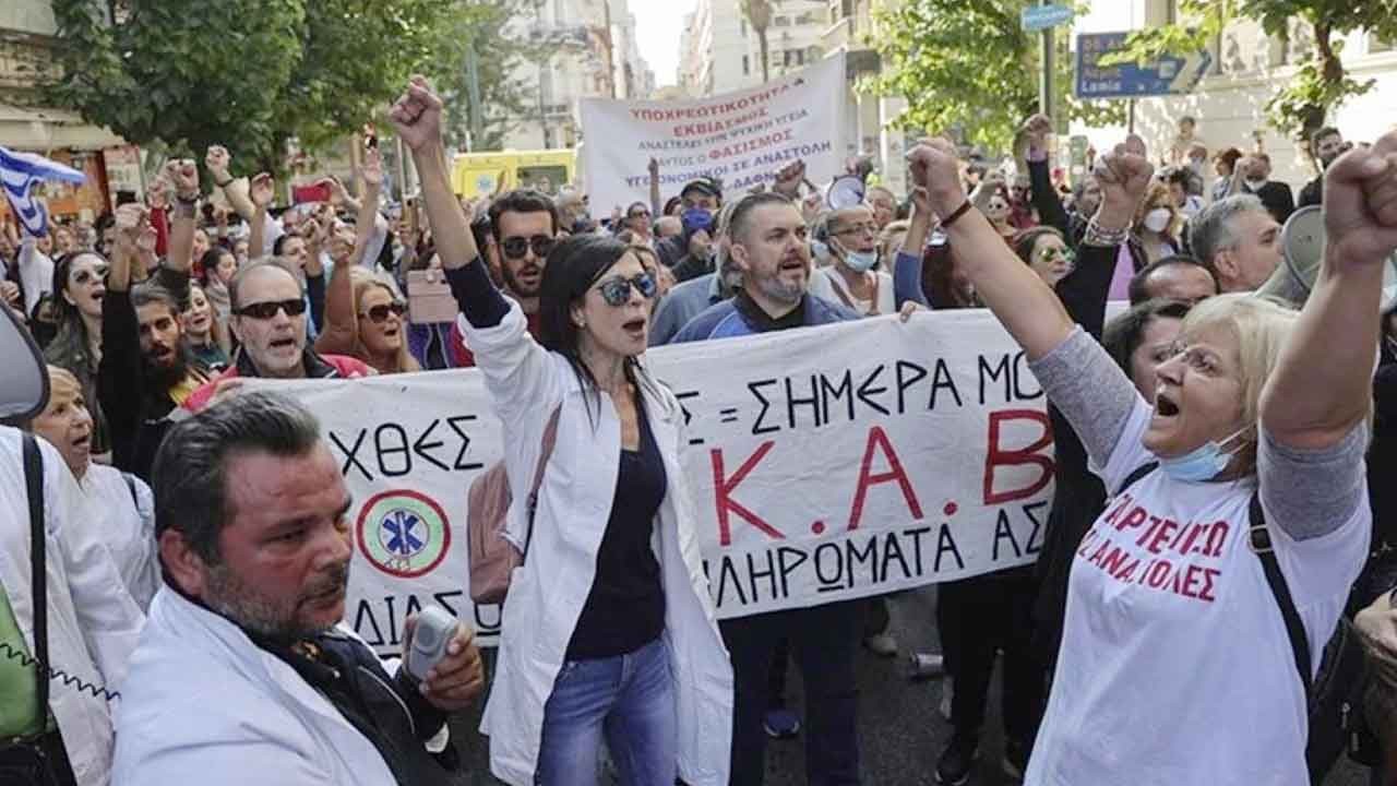 Yunanistan'da büyük sağlık krizi! Aradığınız doktorlara şu an ulaşılamıyor