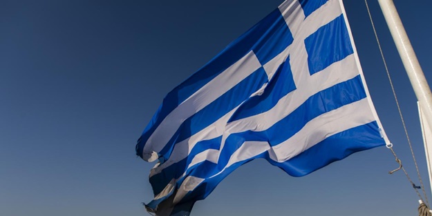 Yunanistan'da eylem! Zam istediler