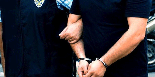 Yunanistan'da kaçmak isterken enselendiler