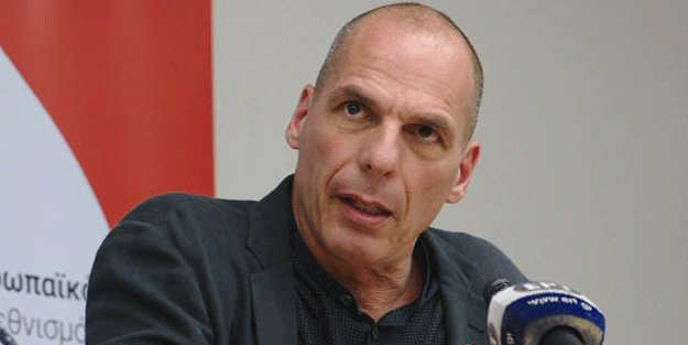 Yunanistan’da muhalefet liderine tekme tokat dayak