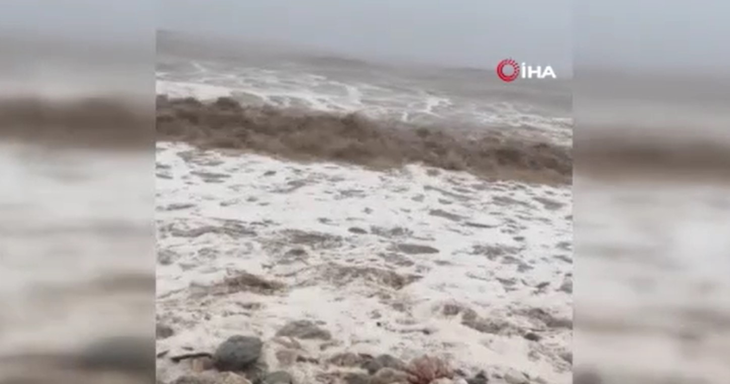 Yunanistan'da sel! 1 ölü