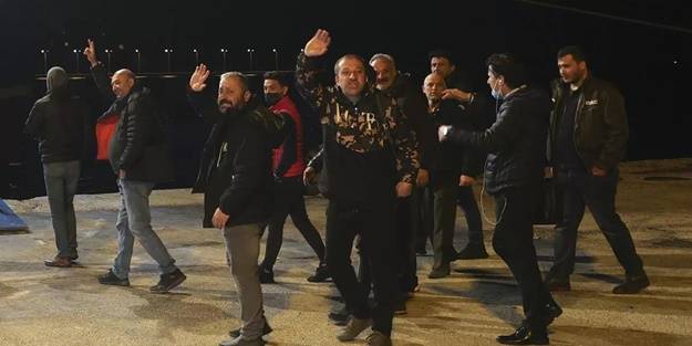 Yunanistan'da yanan feribottan kurtarılan Türk vatandaşları yurda getiriliyor