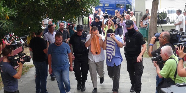 Yunanistan'dan darbeciye siyasi sığınma hakkı