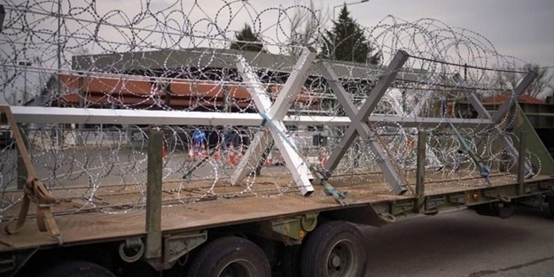 Yunanistan iyice insalıktan çıktı