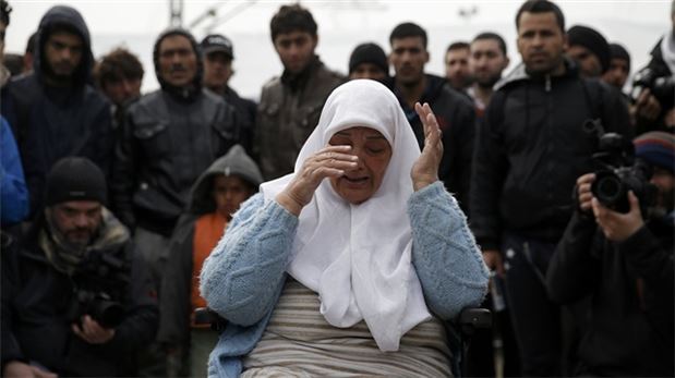 Yunanistan'dan sığınmacılara skandal teklif