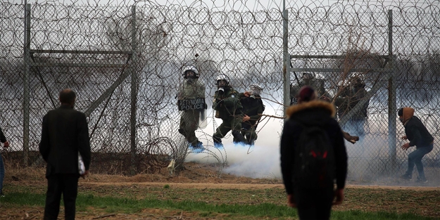 Yunanistan'dan Türkiye sınırında yeni hamle
