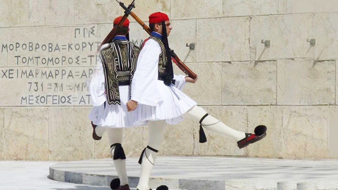 Yunanistan'ı Türkiye korkusu sardı: sınırdaki köylere yerleşenlere 10 bin Euro verilecek