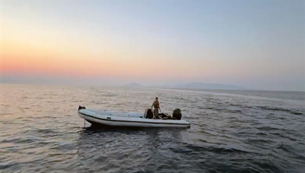 Yunanistan’ın geri ittiği düzensiz göçmen kurtarıldı
