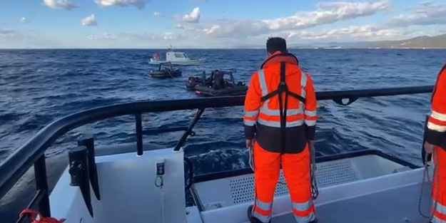 Yunanistan'ın ölüme ittiği göçmenler kurtarıldı