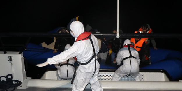 Yunanistan'ın ölüme ittiği göçmenleri Türkiye kurtardı