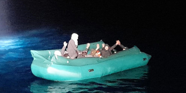 Yunanistan'ın ölüme ittiği göçmenleri Türkiye kurtardı