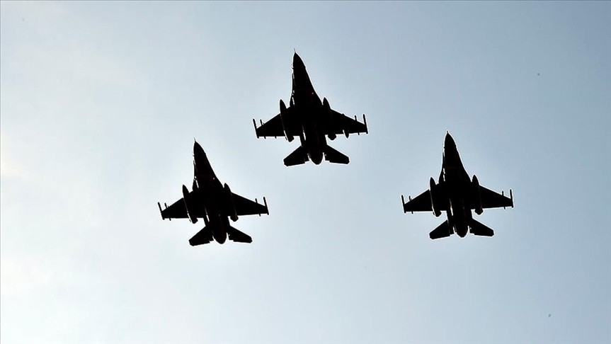 Yunanistan'ın provokasyonuna Türk jetleri müdahale etti