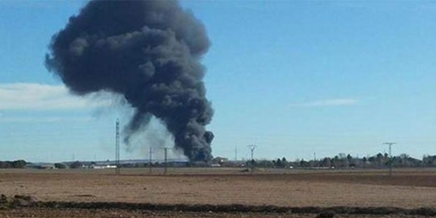 Yunanistan'ın savaş uçağı çakıldı!