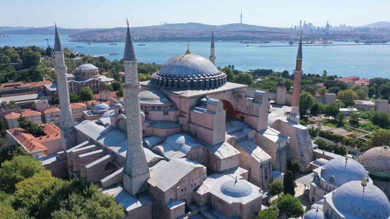 Yunanlıları sevindiren açıklama: Bak şu hadsize! Ayasofya’yı geri alacaklarmış