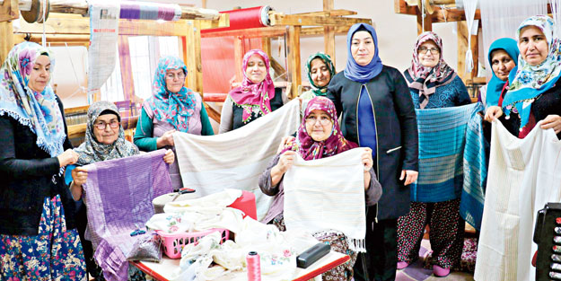 Yuntdağı'nda ilmik ilmik sanat işleniyor