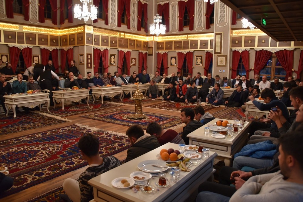 Yuntdağı’nın sorunları İrfan Meclisi’nde tartışıldı 