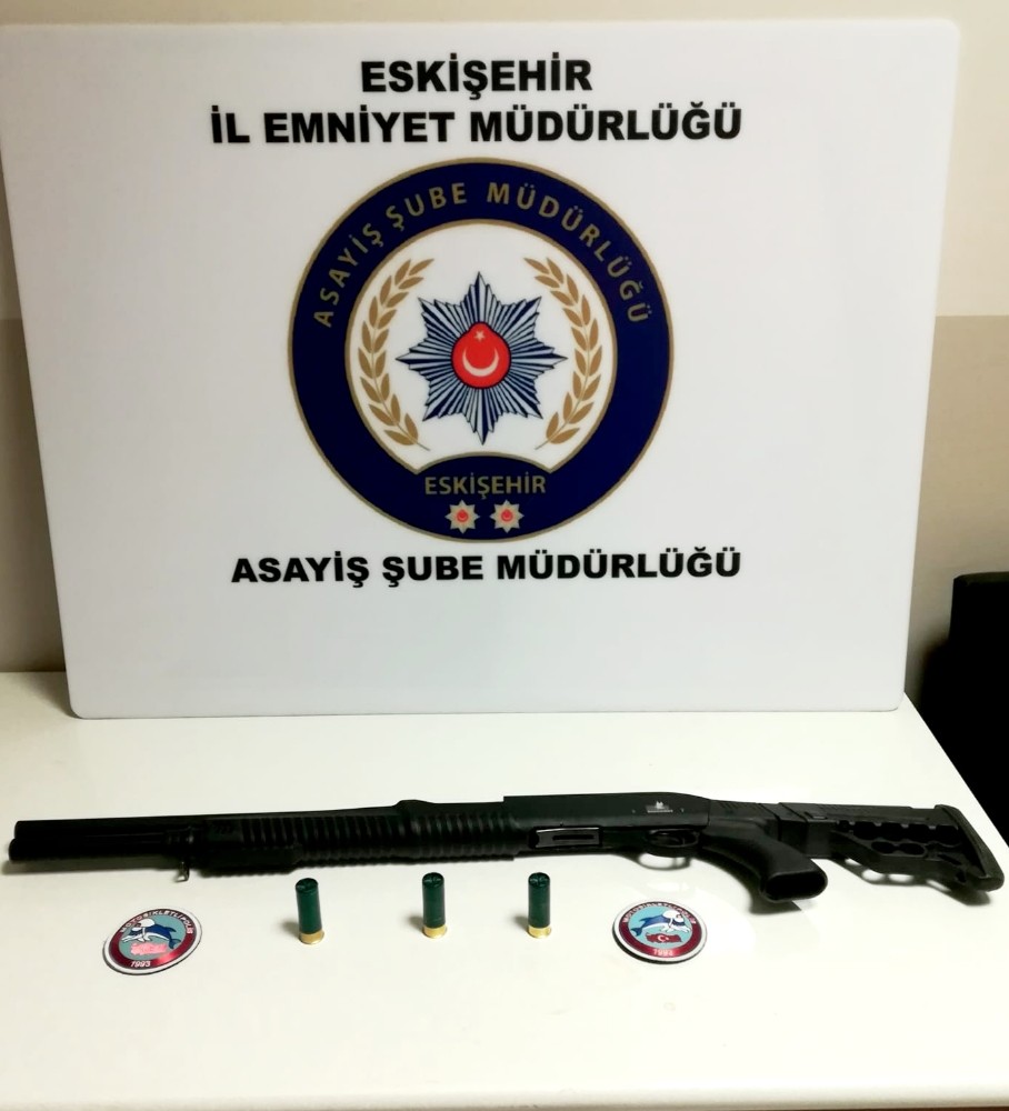 Yunus Timlerinin dikkati silahları ele verdi 
