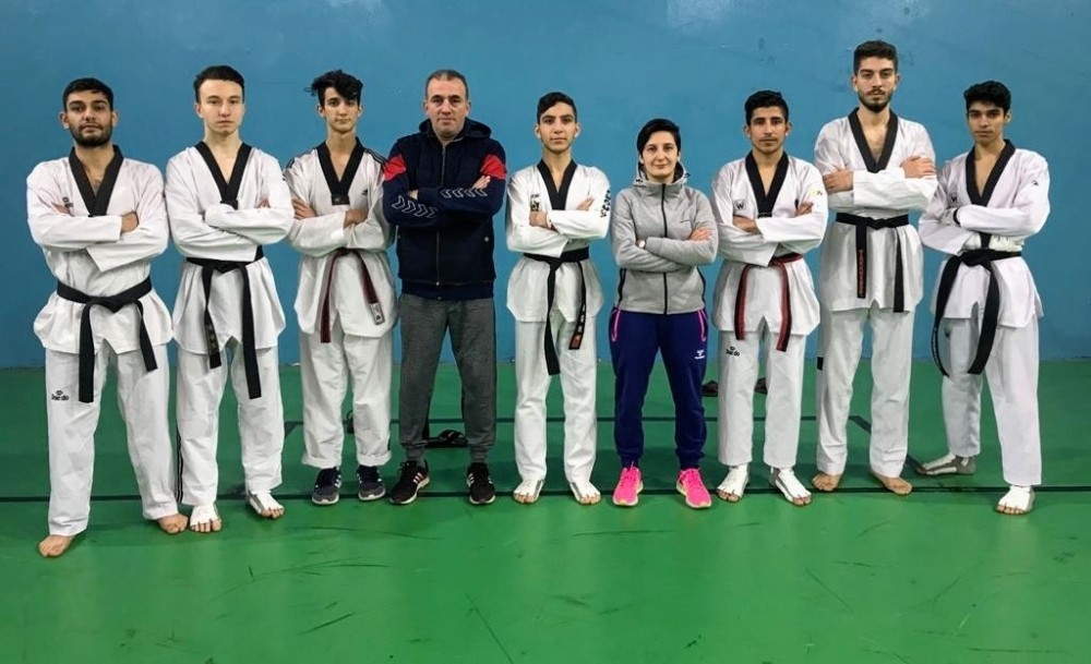 Yunusemreli tekvandocular madalyaları topladı 