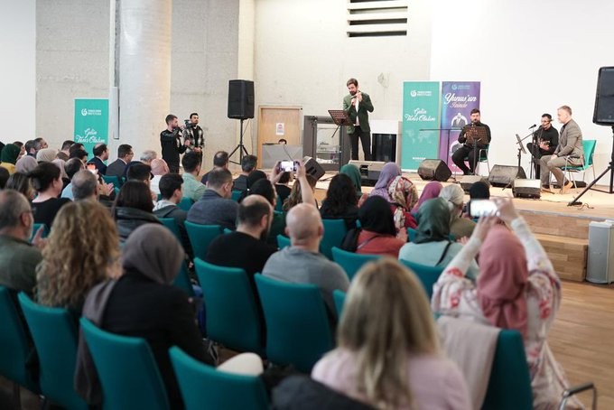 “Yunus’un İzinde” serisinin ilk programı Almanya’da gerçekleştirildi