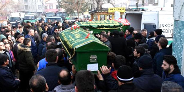 Yürek yakan fotoğraf! Aynı aileden 8 kişi, toprağa verildi
