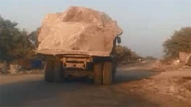 Yürekler ağza getirdi: Diğer sürücüler yaklaşamadı