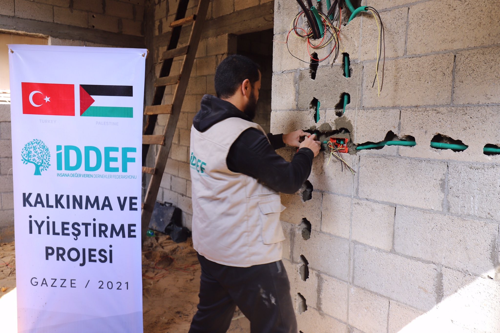 Yürekleri Dağlayan Filistinli Anne Yeni Yuvasına Kavuştu