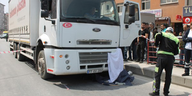 Yürekleri dağlayan kaza! Annesi gözleri önünde...