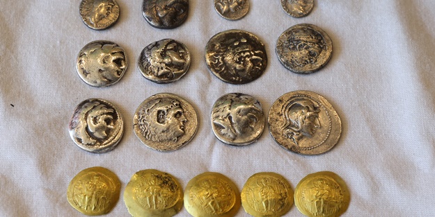 Yurt dışına kaçırılacaktı! 15 bin 751 parça tarihi eser ele geçirildi