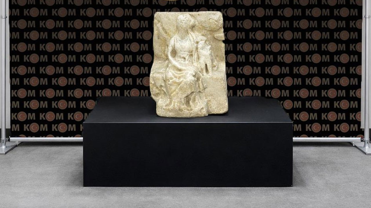 Yurt dışına kaçırılacaktı! Kybele heykeli ele geçirildi