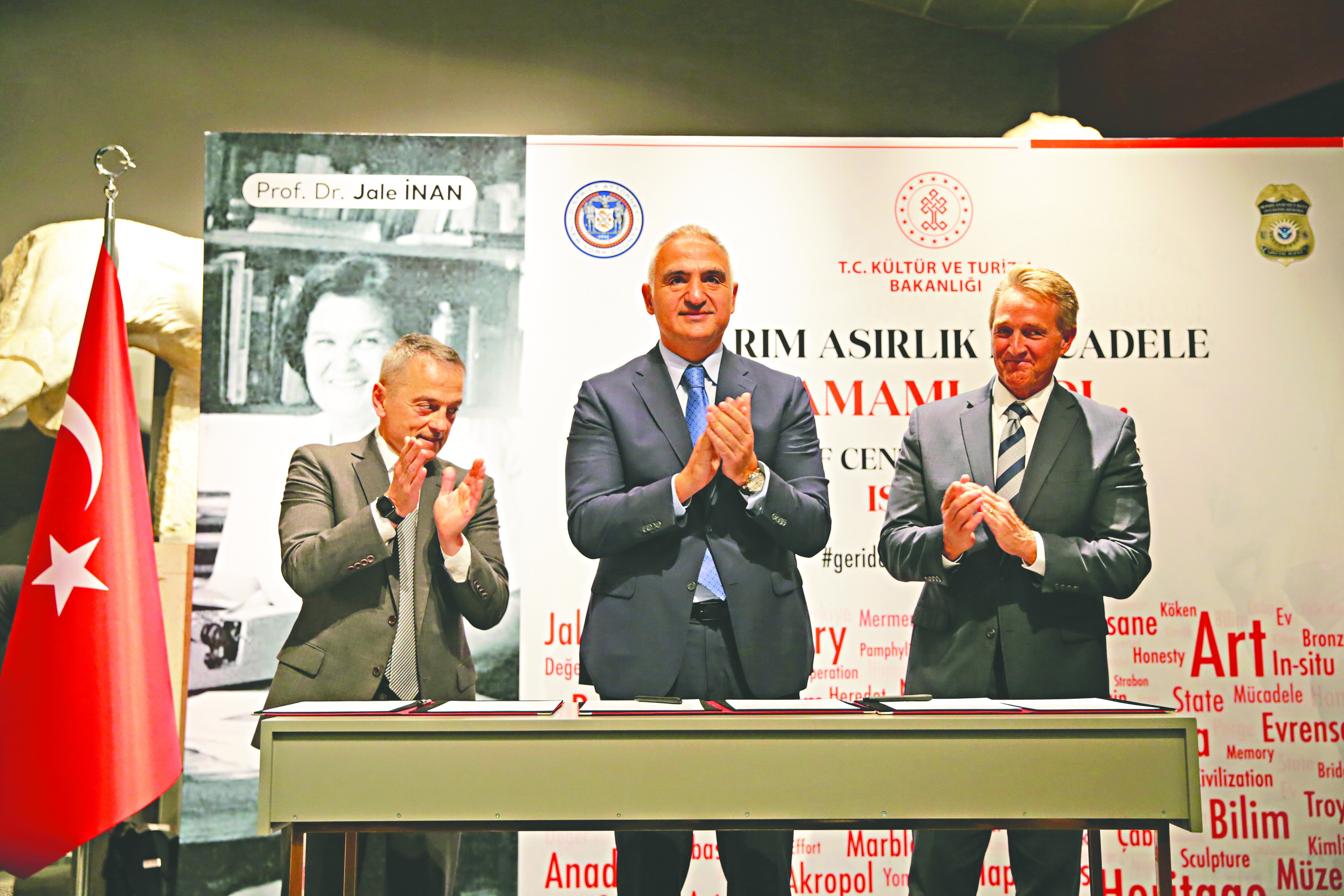 Yurt dışına kaçırılan 6 tarihi eser Türkiye’ye iade edildi