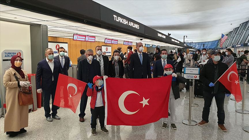 Yurt dışında kalan Türk vatandaşlarının tahliyesi sürüyor
