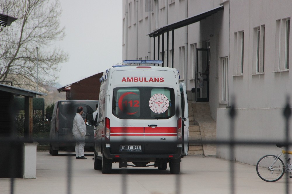 Yurt dışından gelenler Düzce’de yurtlara yerleştiriliyor 